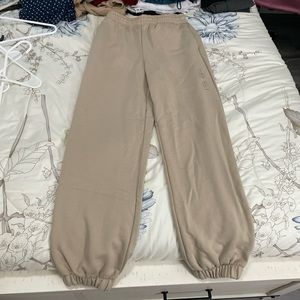 Uniqlo Cream joggers